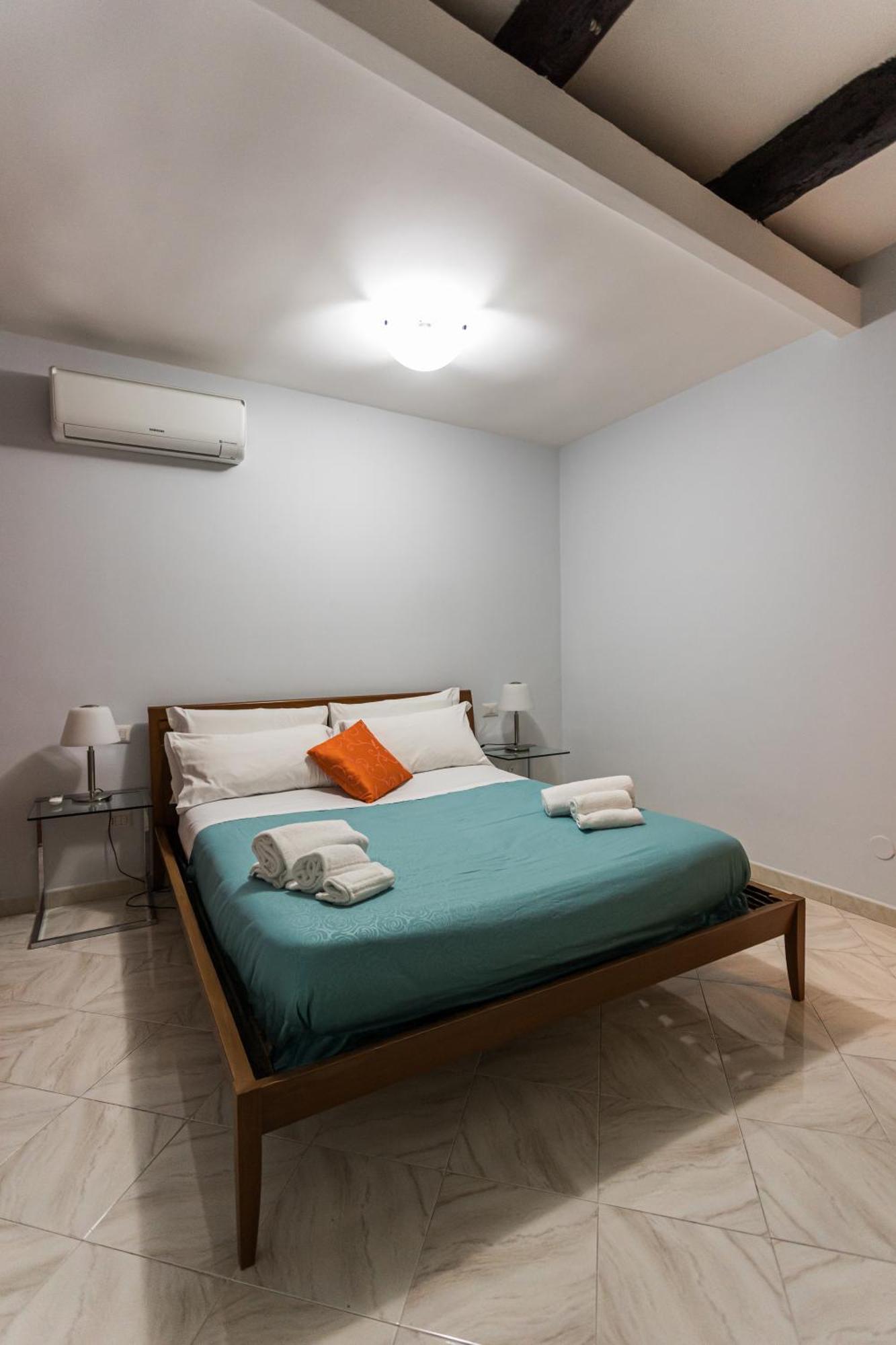 Appartamento Casa di Gabriela Napoli Esterno foto
